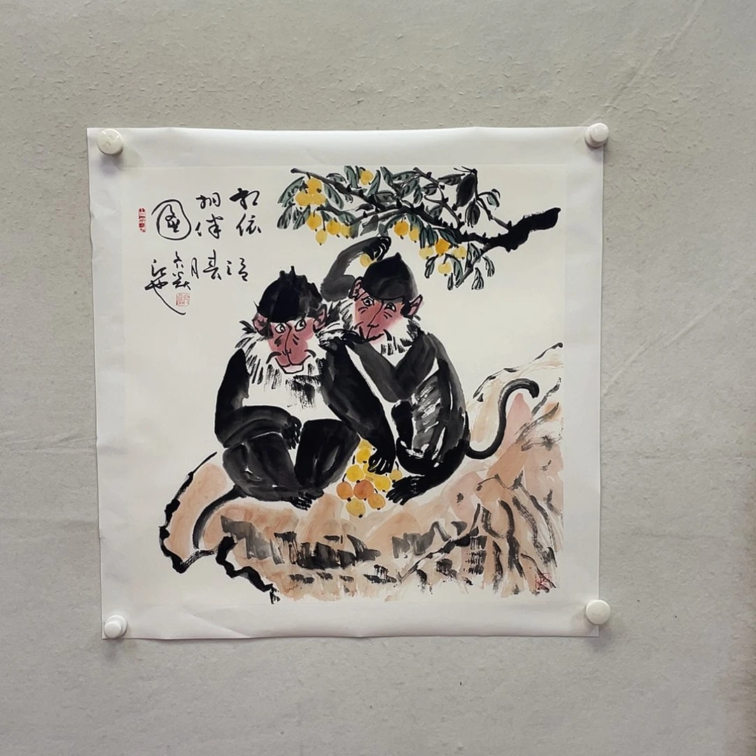 国画我们一起努力奔跑