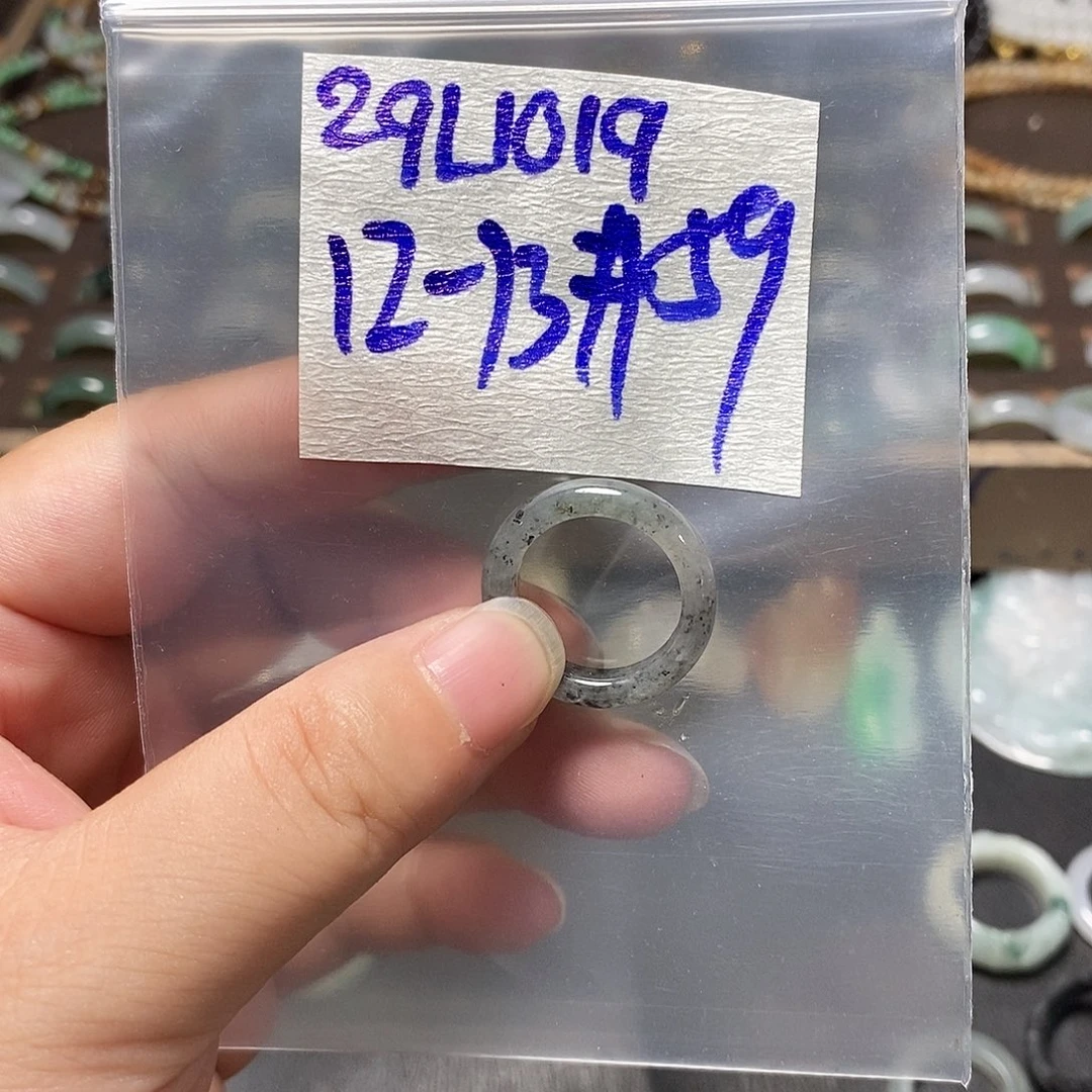 未镶嵌定制翡翠一****吧