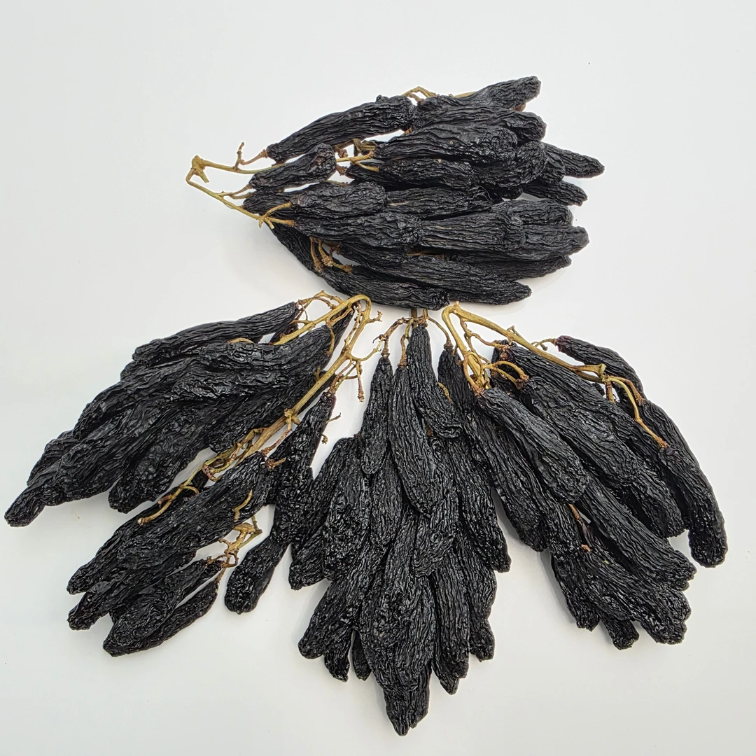 新疆蓝宝石葡萄干金手指美人指当季新鲜果干