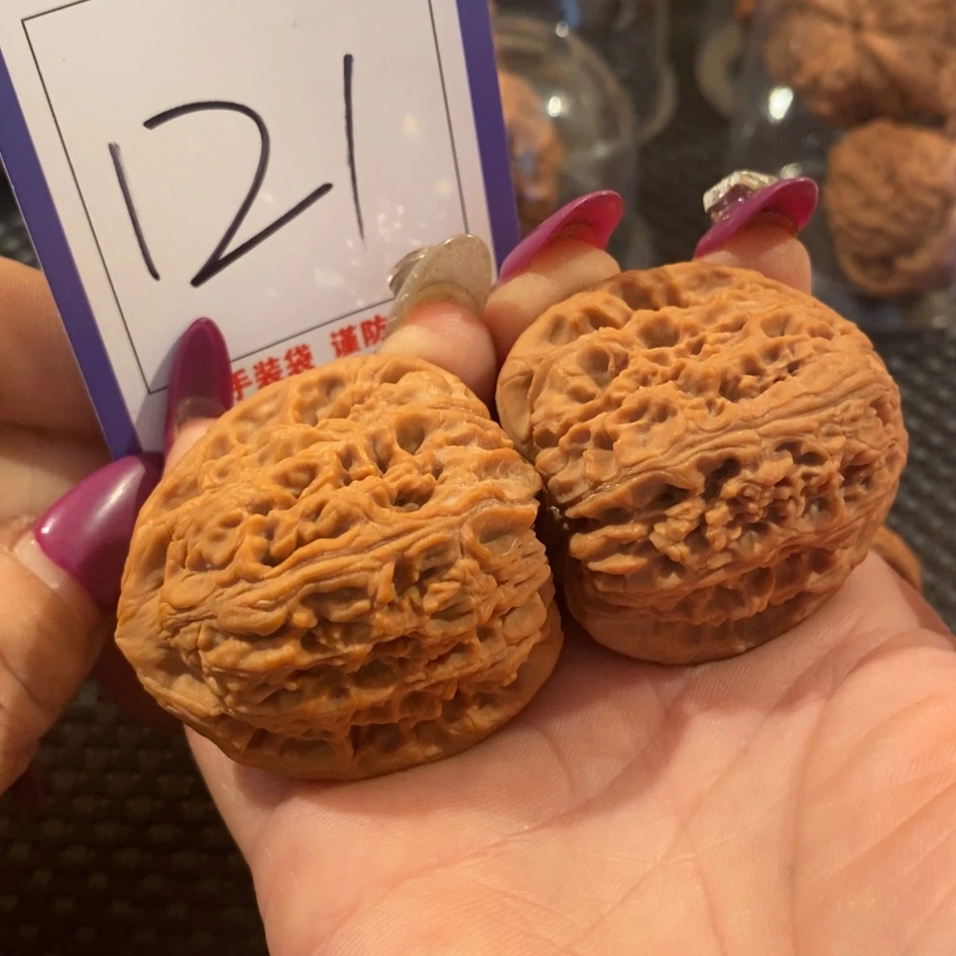 文玩核桃吊坠121三角南疆石全品42尺