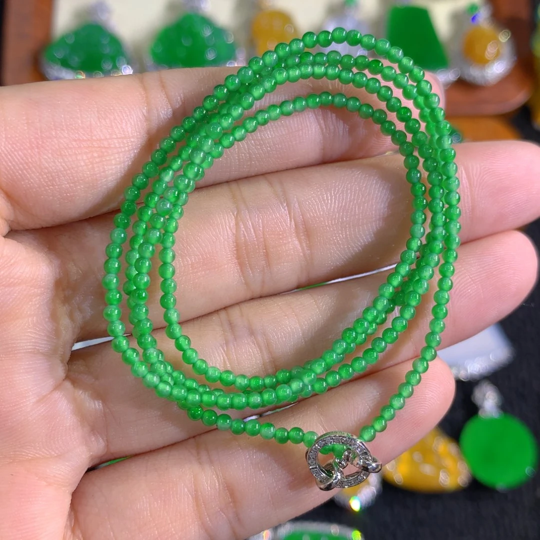 翡翠18K金镶嵌颈饰