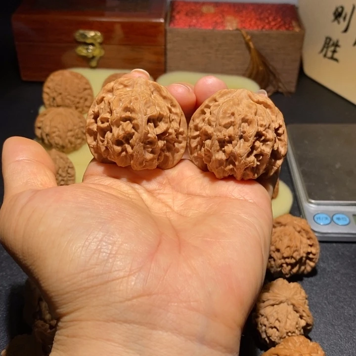 文玩核桃吊坠苹果园44