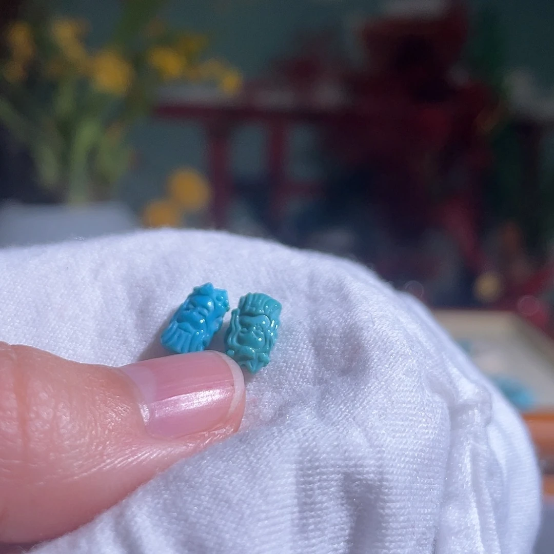 绿松石配饰未镶嵌翡*