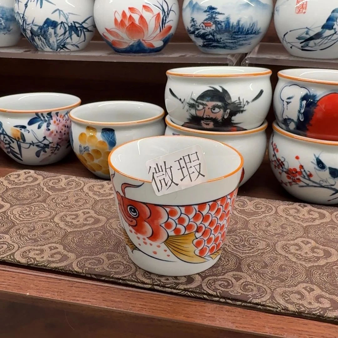釉下手手绘茶具微瑕