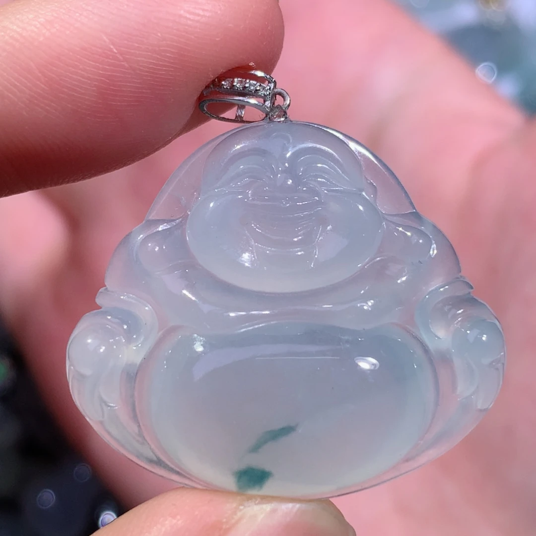 翡翠未镶嵌颈饰佛公