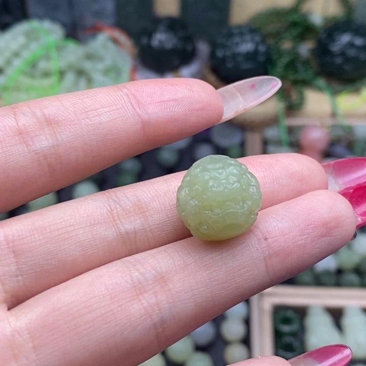 未镶嵌和田玉（糖玉）珠宝半成品