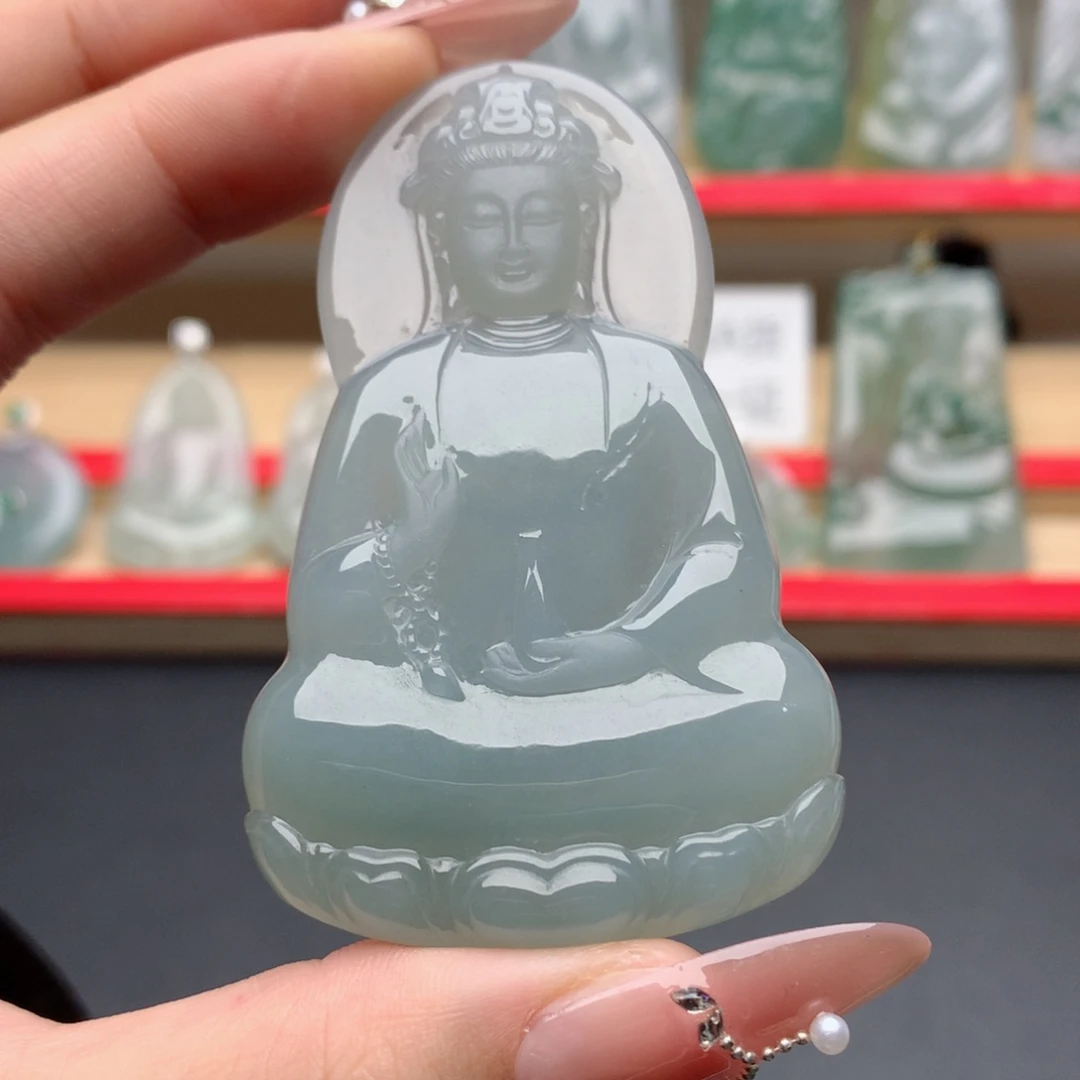 颈饰未镶嵌翡翠素衣观音