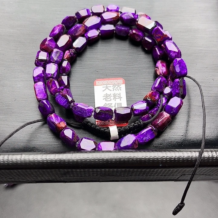 未镶嵌苏纪石（舒俱来）项链