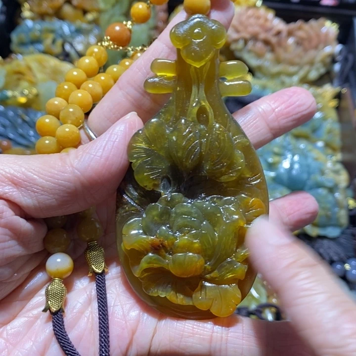 岫玉岫玉吊坠未镶嵌