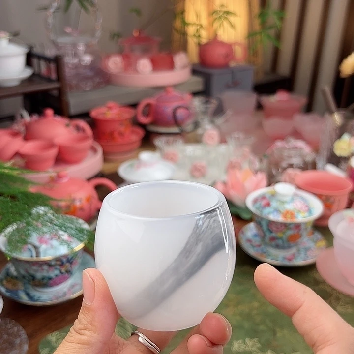 杯精美茶杯仅剩一件