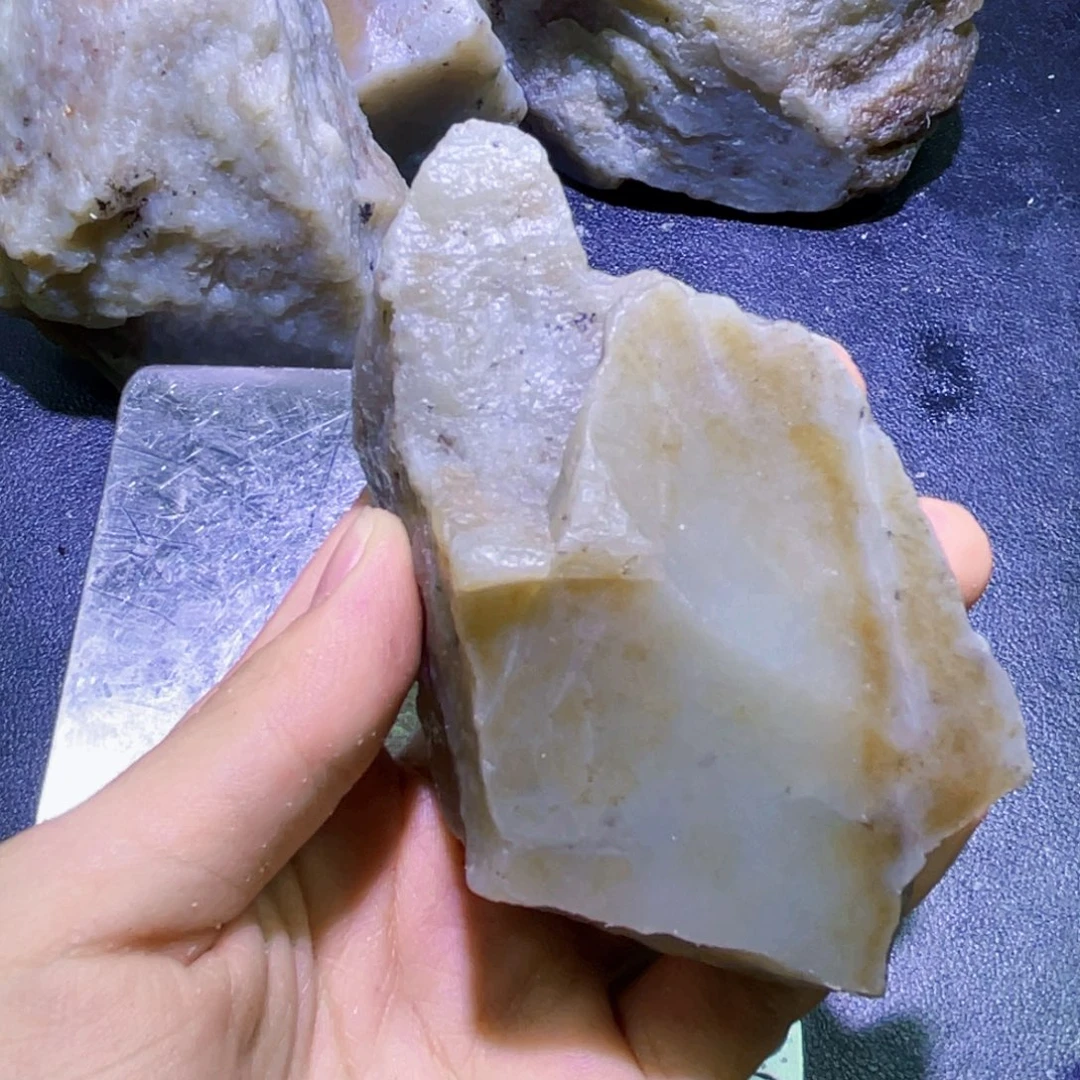未镶嵌和田玉珠宝半成品