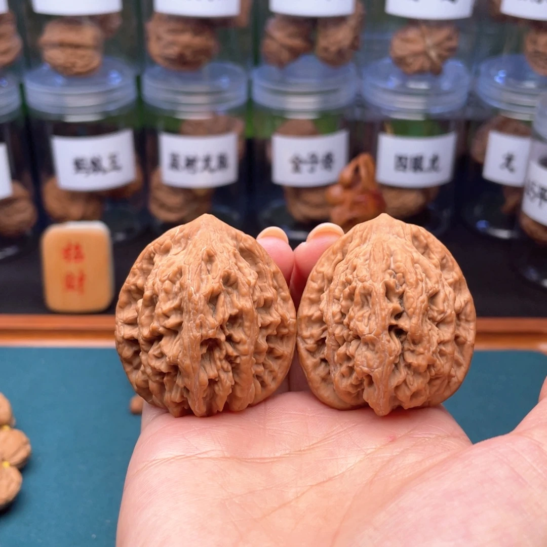 五***7吊坠桃核42尺全品麦穗虎头