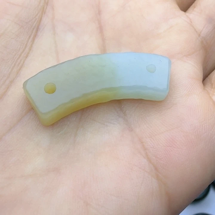 卡***1和田玉（糖玉）未镶嵌车挂