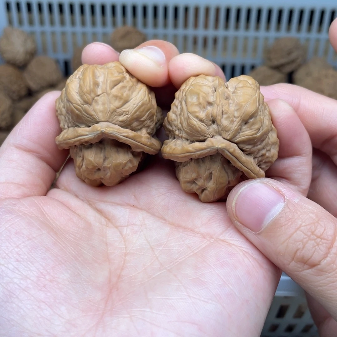 文玩核桃吊坠蛤蟆头醒屎