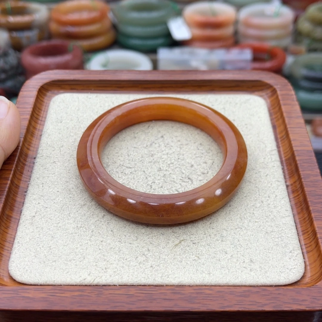 石英质玉未镶嵌手镯