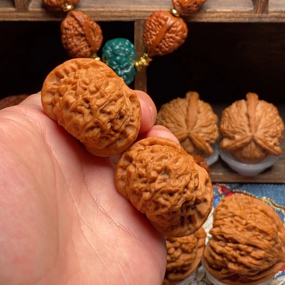 文玩核桃把件核为贵