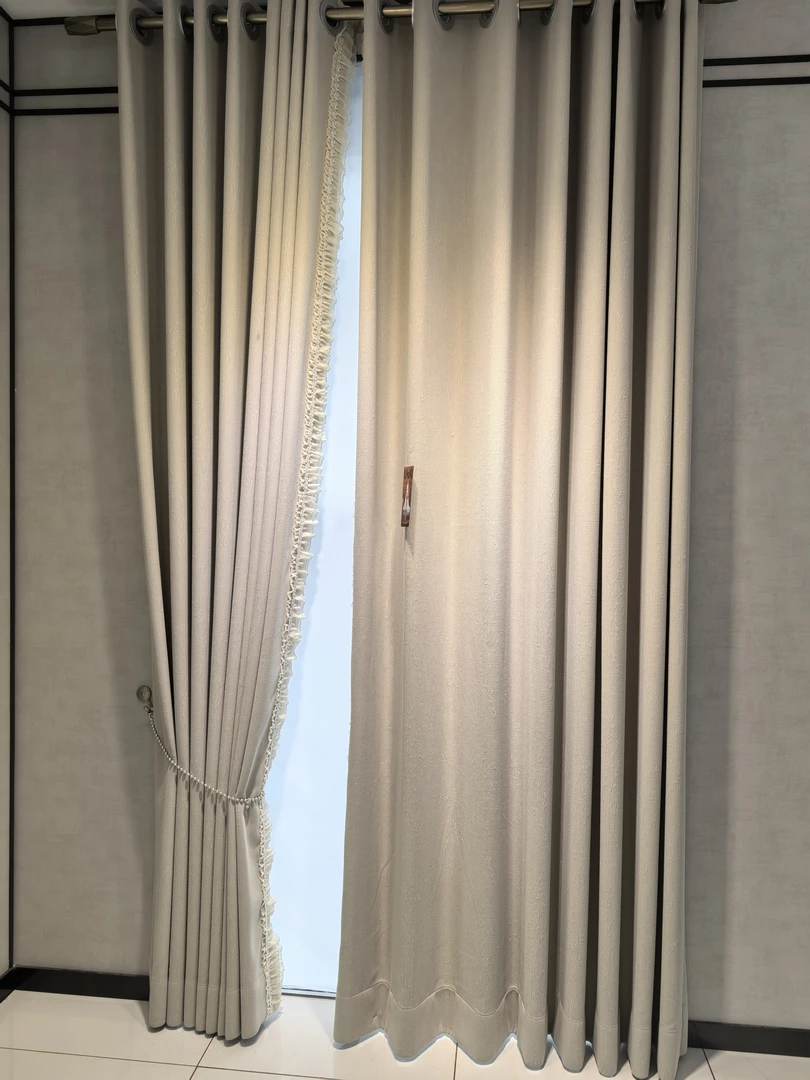 简约遮光高端轻奢卧室客厅成品