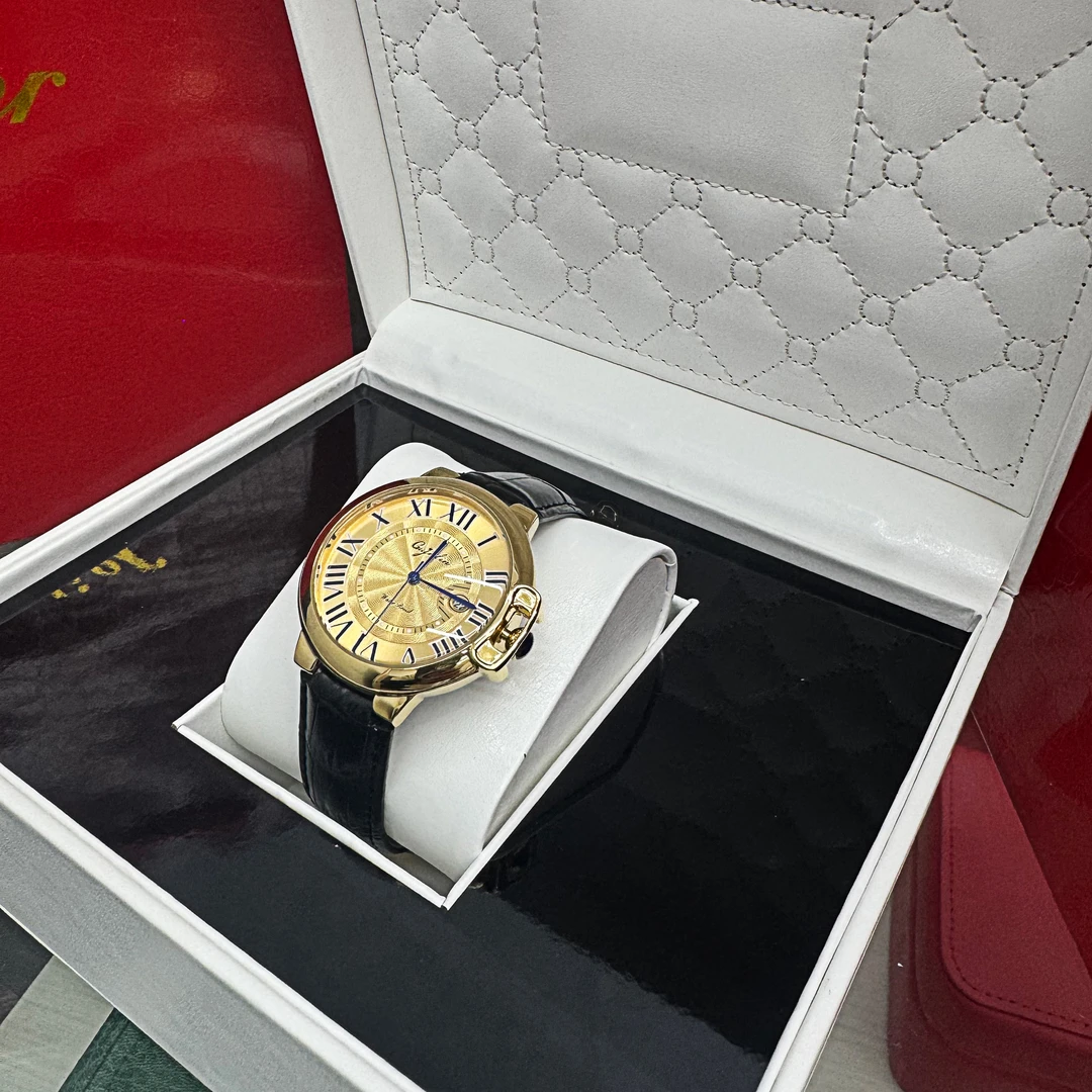 全新未使用 /气球系列/皮带/单日历/全自动机芯腕表（L7）