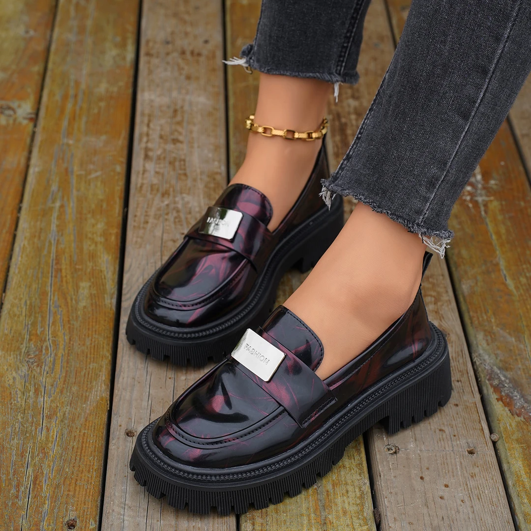 乐福鞋女单鞋春秋款防水防滑耐磨吸汗防臭橡胶厚底彩色亮皮