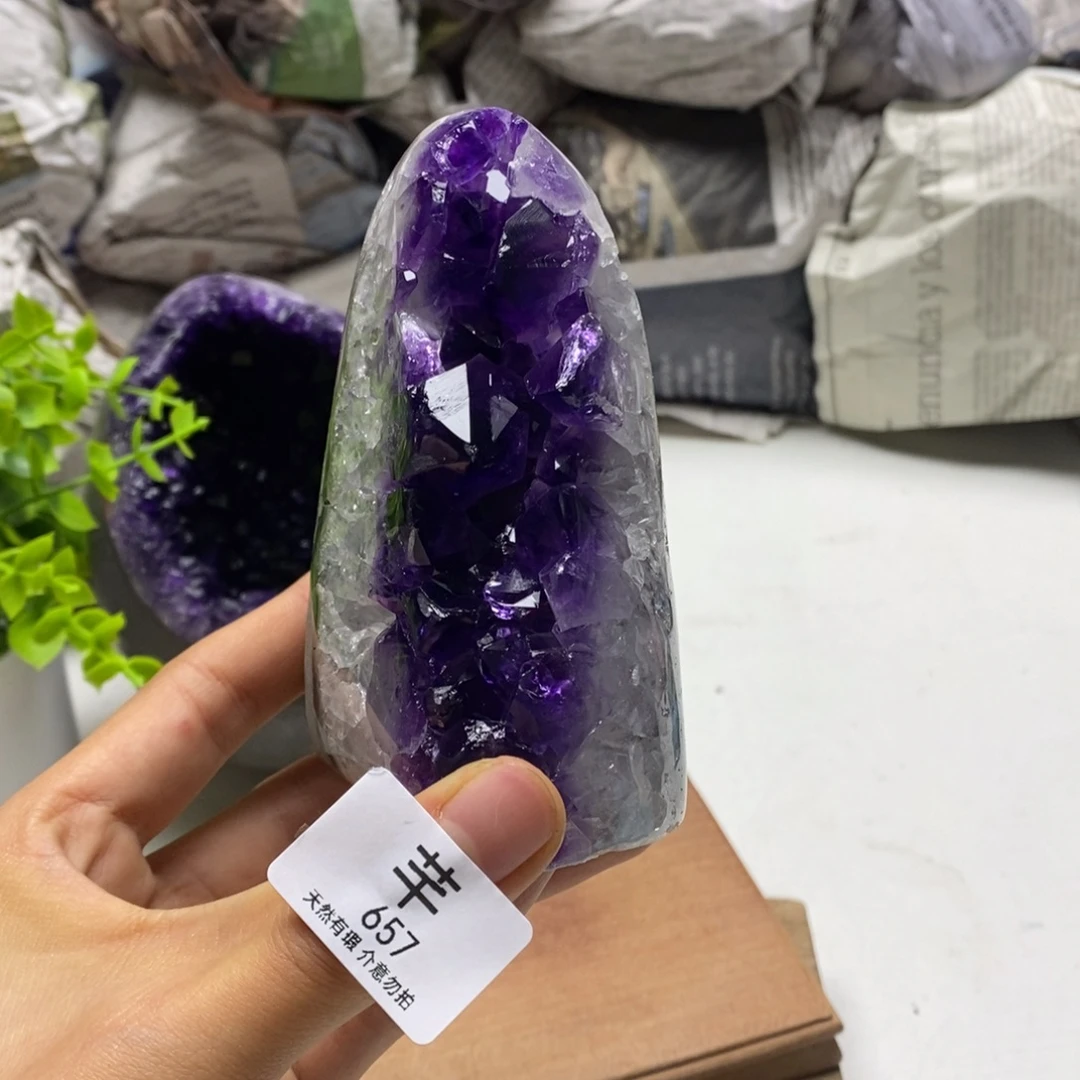 未镶嵌水晶珠宝半成品