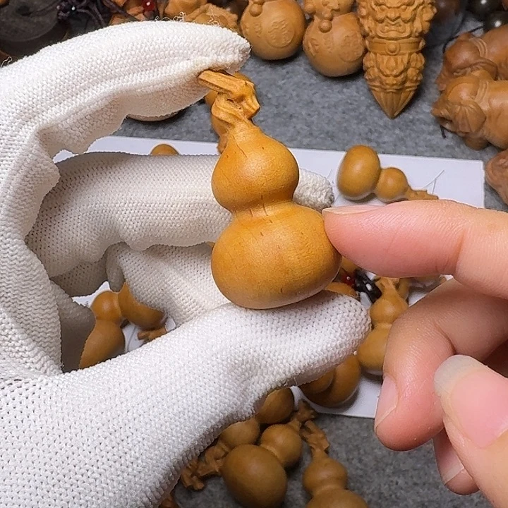 檀香木手串/手链老山檀香雕刻龙头葫芦