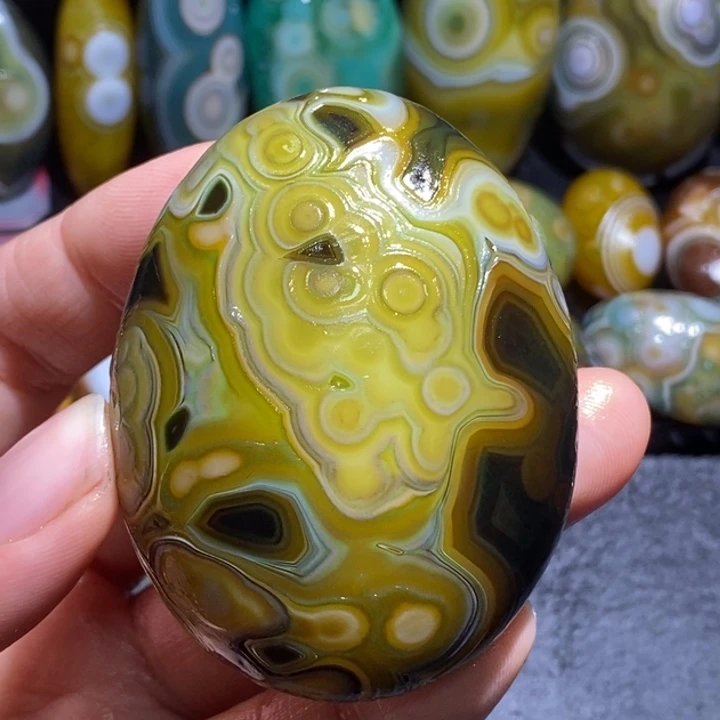 玛瑙/玉髓未镶嵌珠宝半成品53