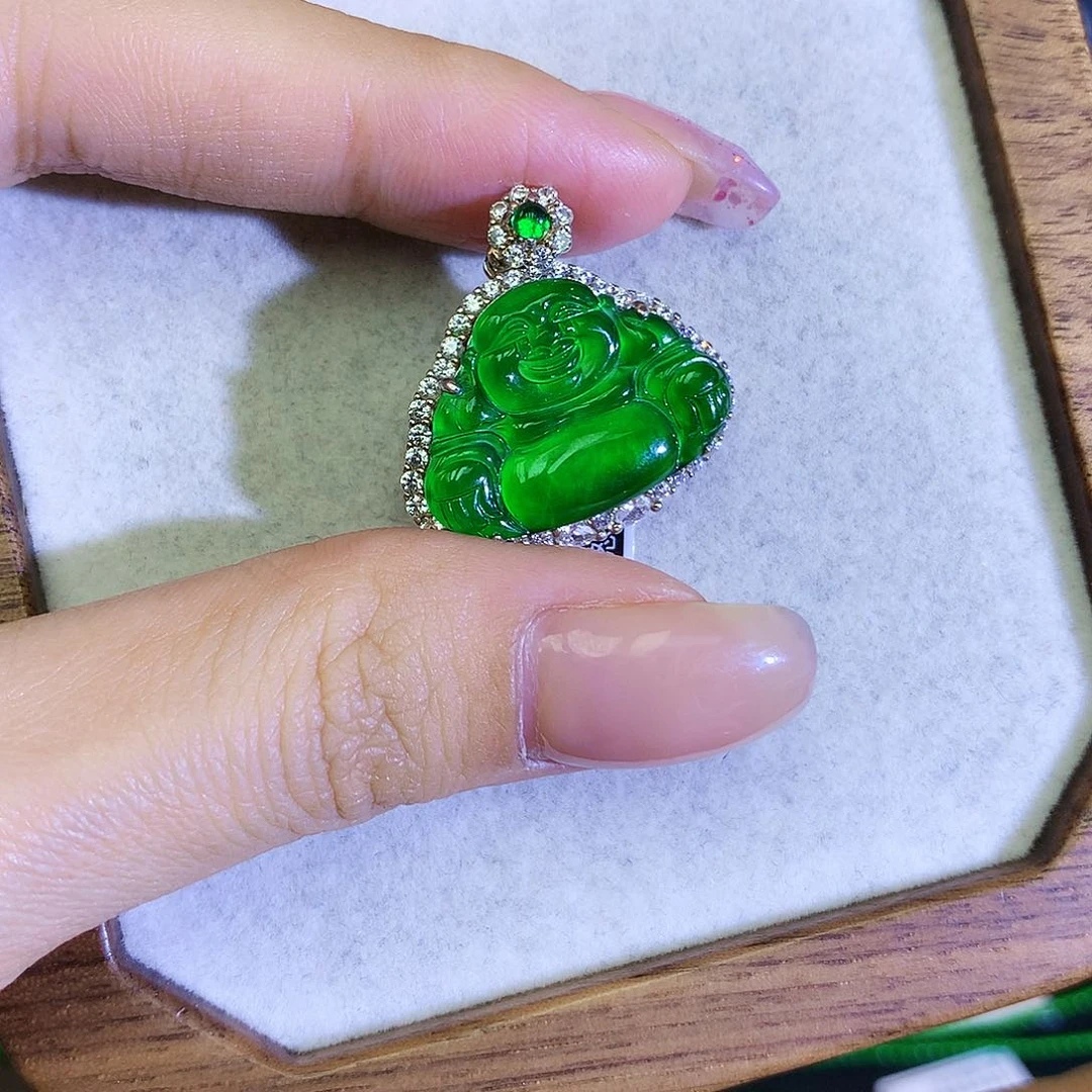 翡翠颈饰银S925镶嵌天然翡翠佛公