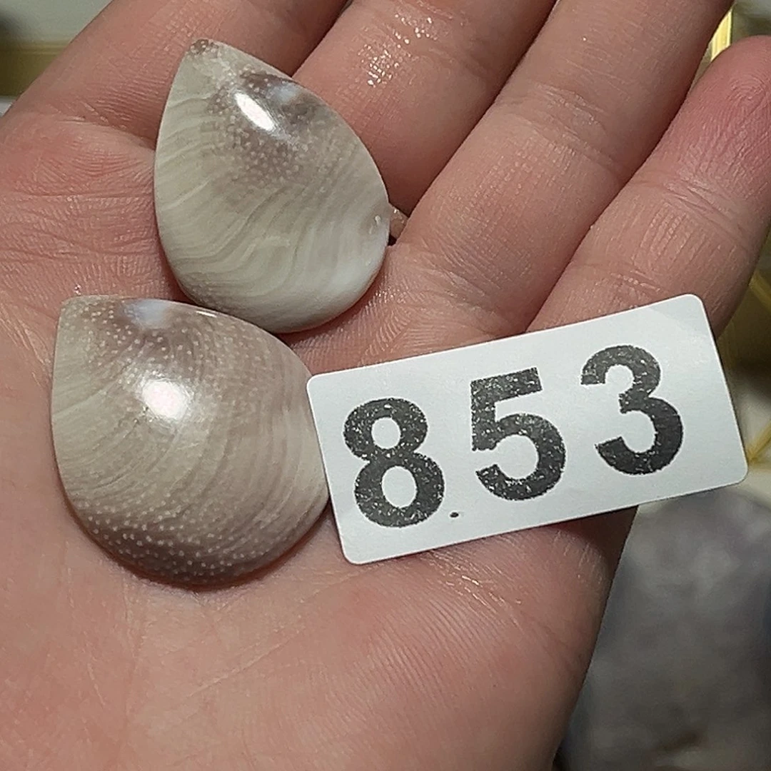 未镶嵌水晶大型摆件（非配饰）