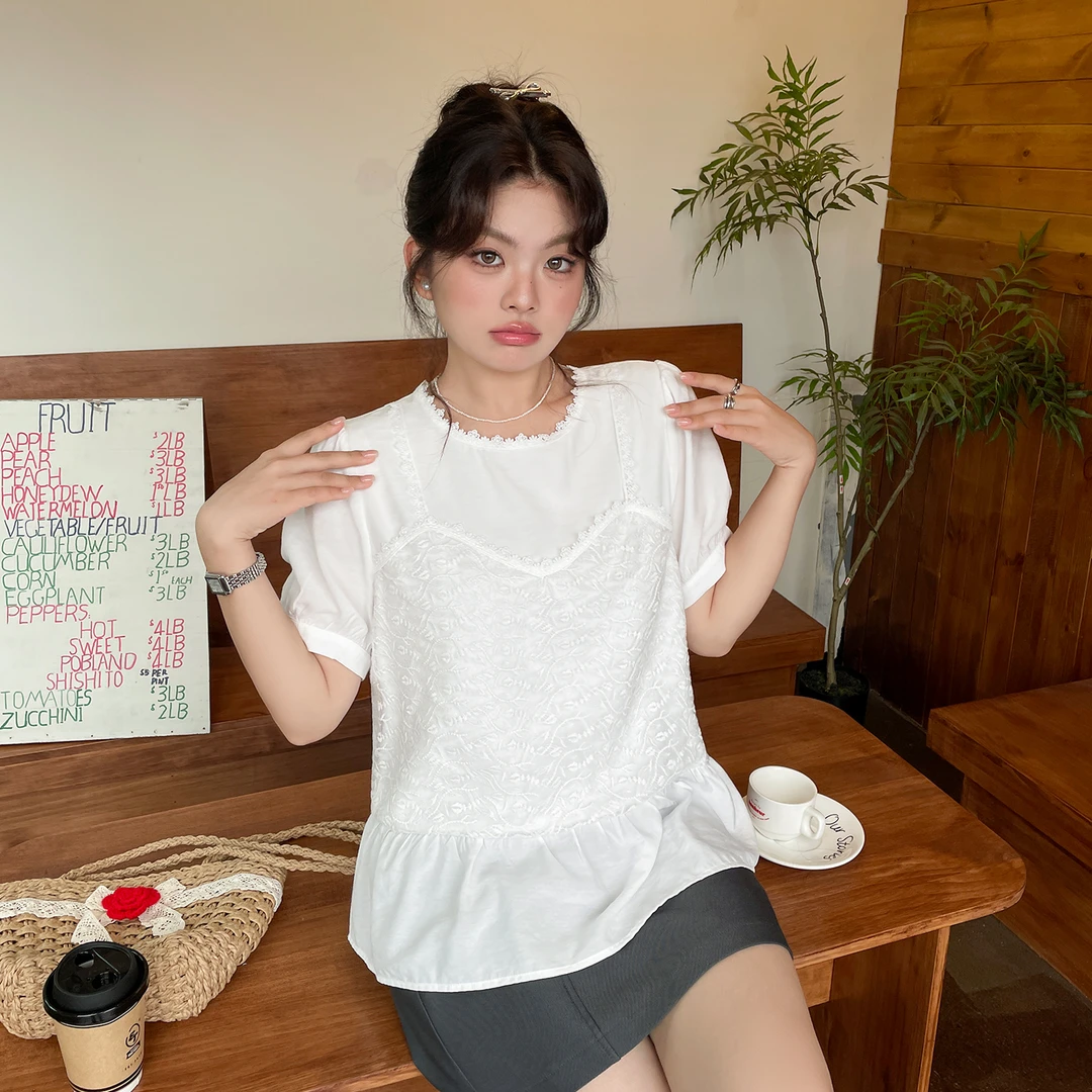 2025夏季新款绝美蕾丝重工提花设计短袖女大码假两件正肩显瘦上衣