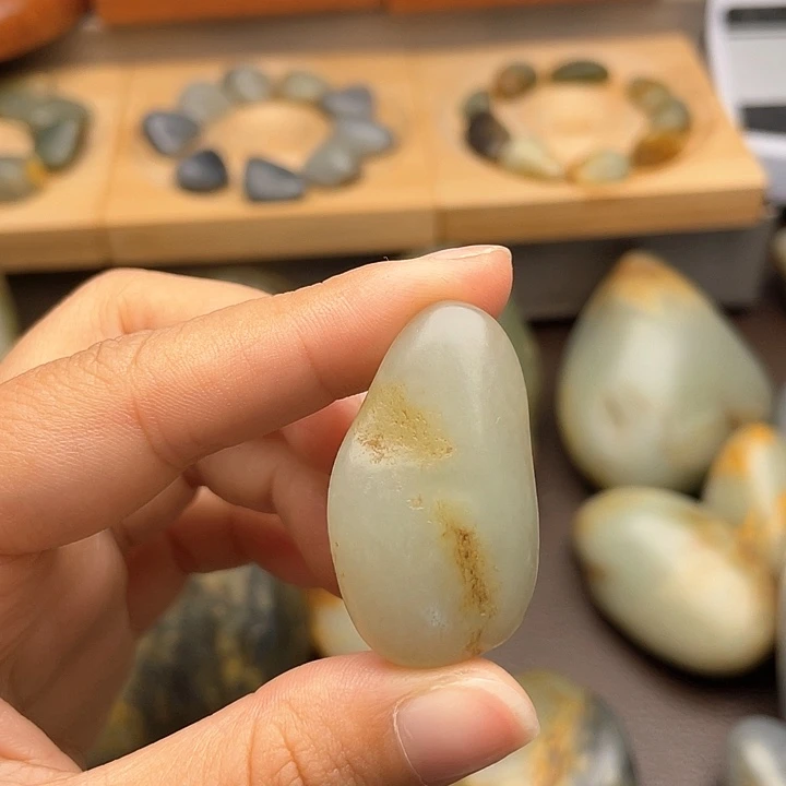 颈饰未镶嵌和田玉6