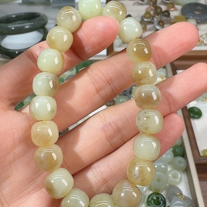 和田玉（糖玉）未镶嵌手链