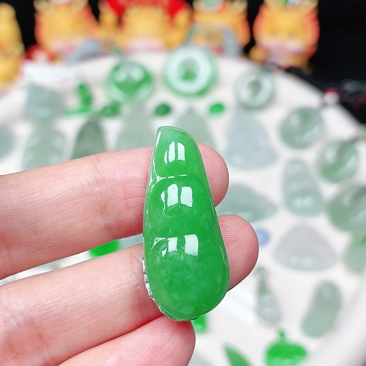 翡翠裸石缅甸天然A货翡翠