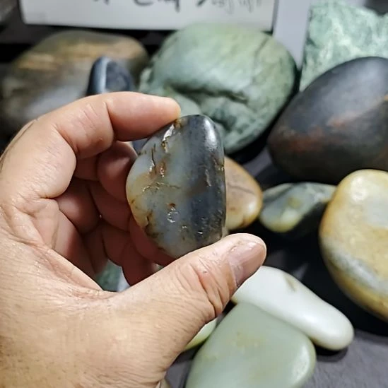 未镶嵌和田玉（糖玉）挂件