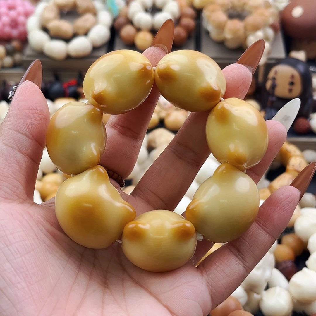 吊坠菩提根/象牙果大猫头手捻微瑕
