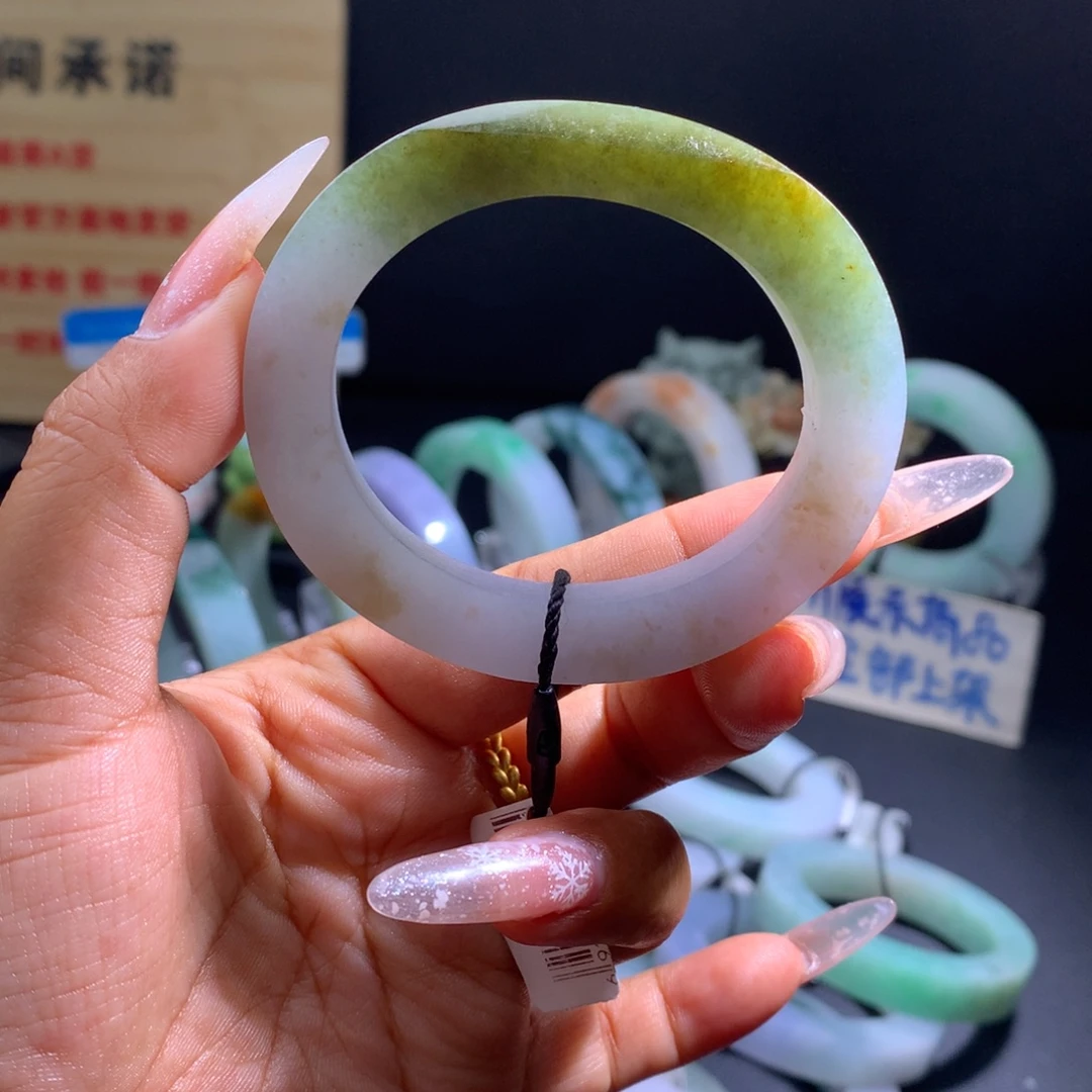 定制翡翠未镶嵌贵妃