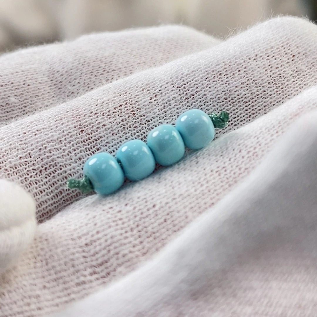 绿松石配饰未镶嵌