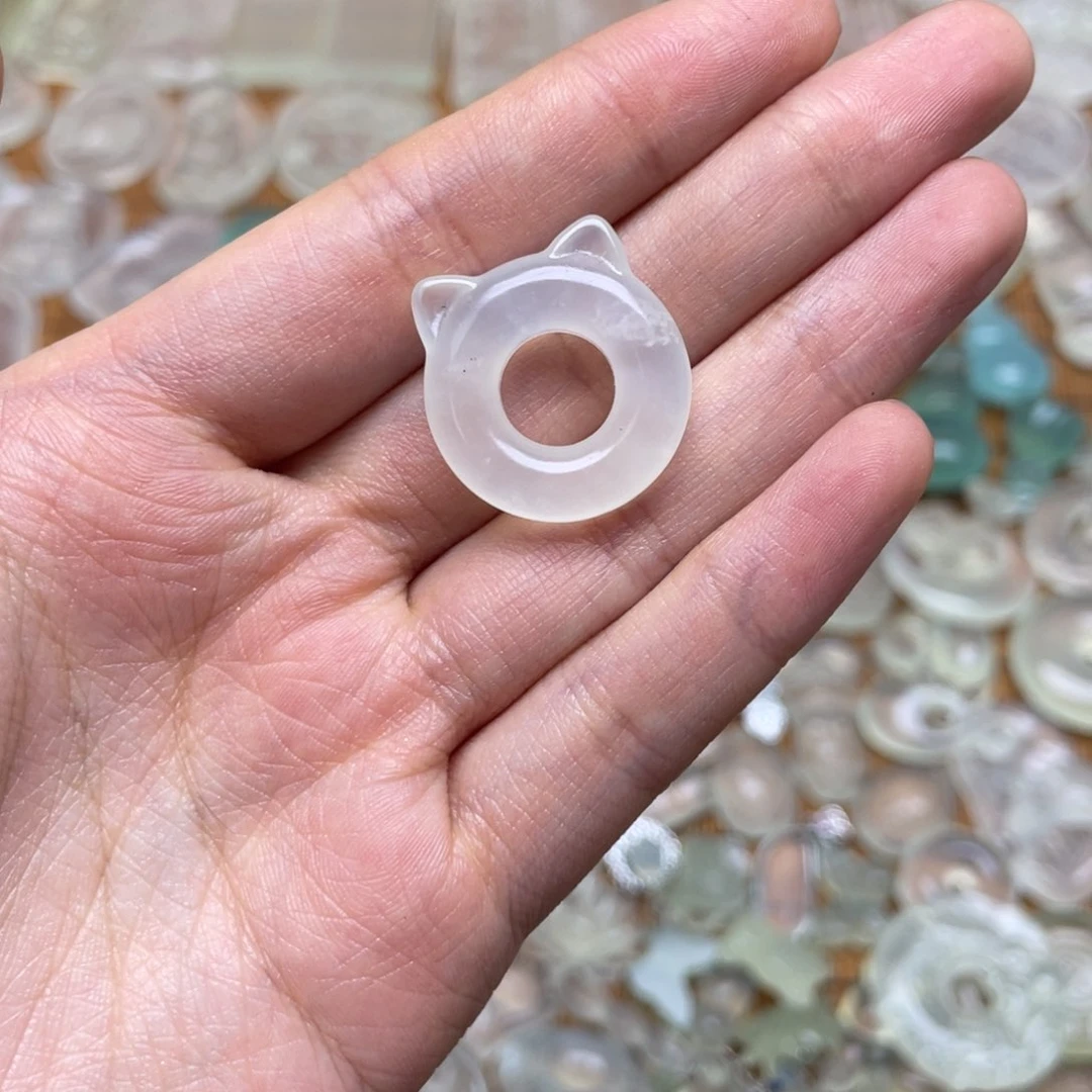 未镶嵌蛇纹石玉颈饰