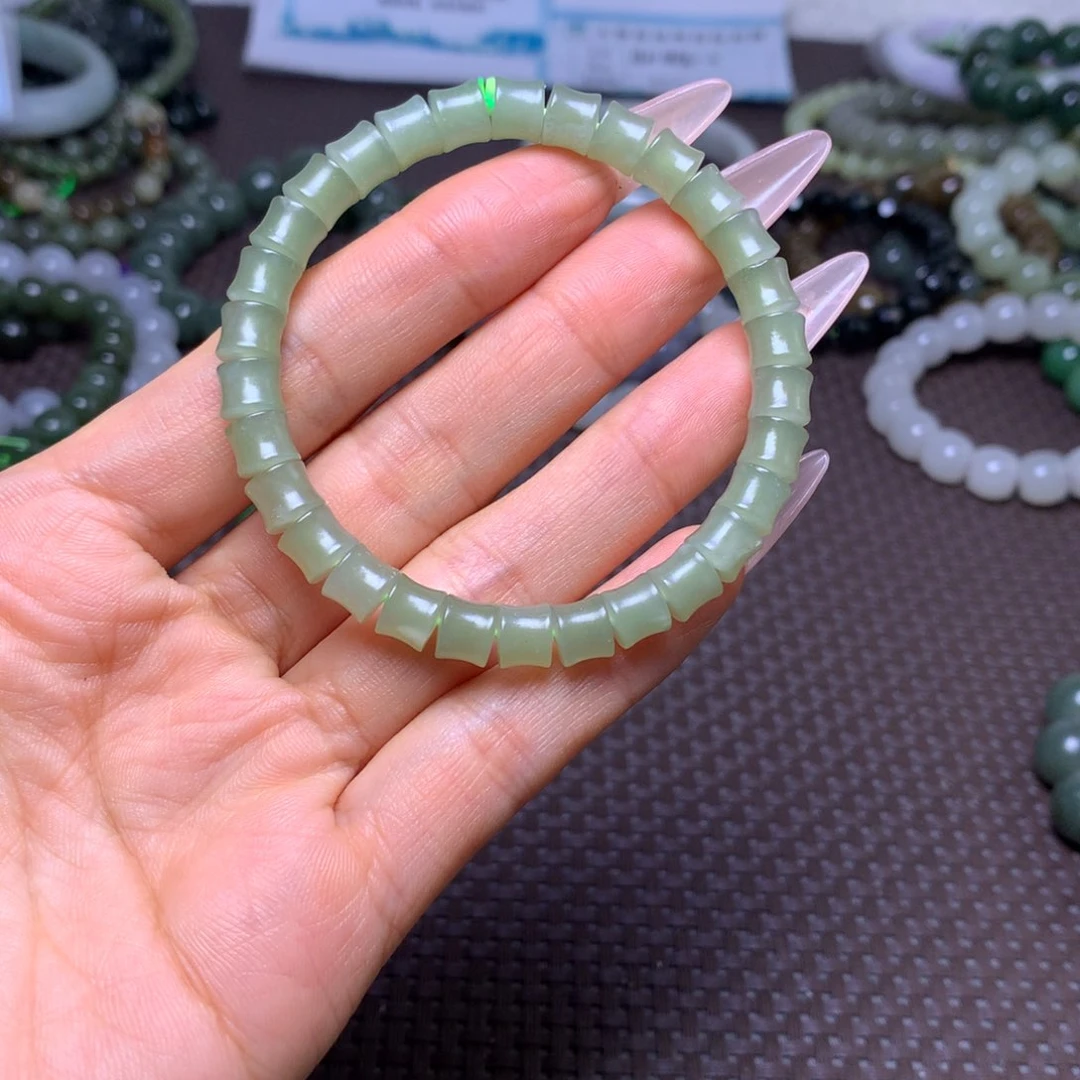 未镶嵌手串和田玉卡7