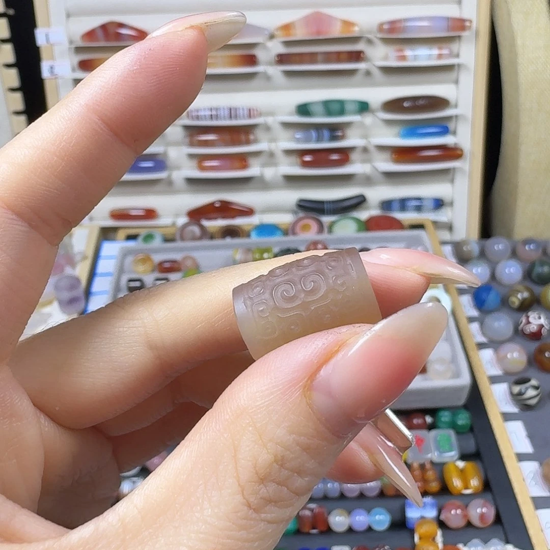 水***青玛瑙/玉髓未镶嵌天然玛瑙