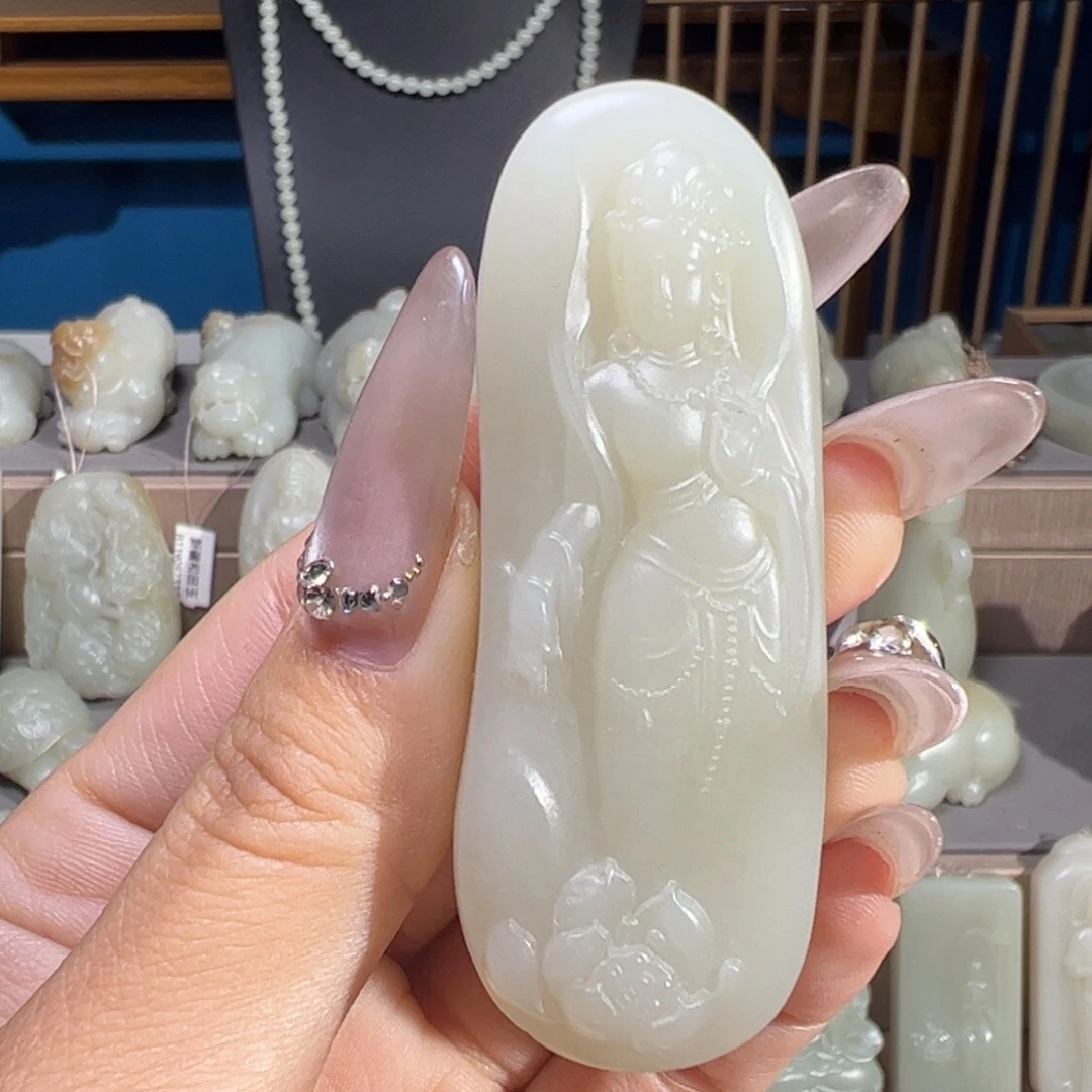 和田玉（糖玉）未镶嵌颈饰