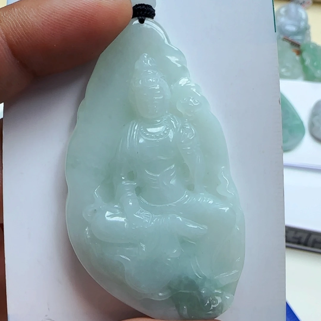 教***官翡翠未镶嵌颈饰翡翠
