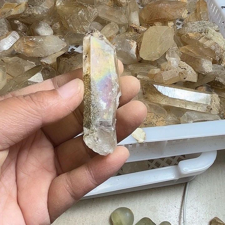 H***o未镶嵌珠宝半成品水晶
