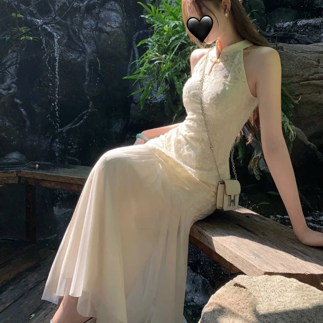 新中式国风温柔气质连衣裙女夏季新款度假风收腰显瘦露肩鱼尾长裙
