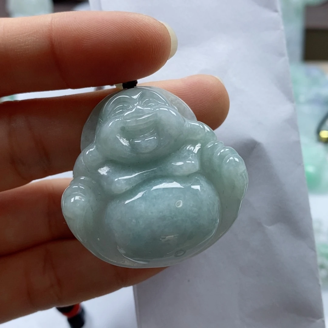 翡翠胸饰未镶嵌吊坠