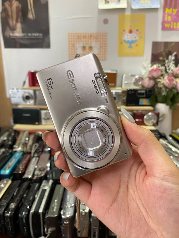 9新 Casio/卡西欧 卡西欧zs20 1600w像素6倍光学变焦