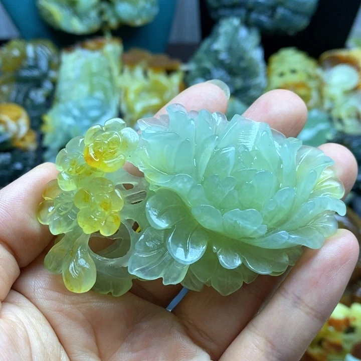 未镶嵌蛇纹石玉挂件