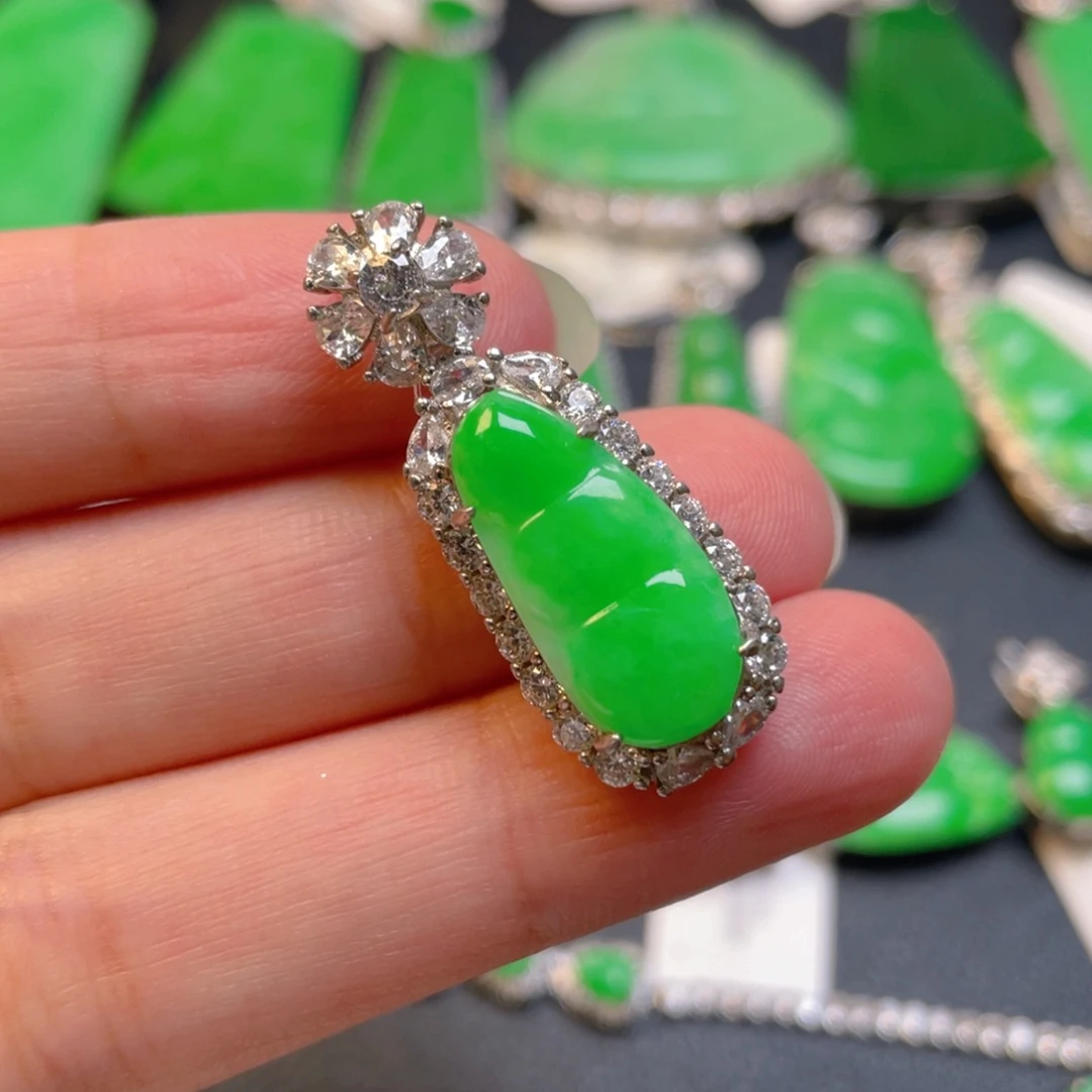 翡翠银S925镶嵌颈饰