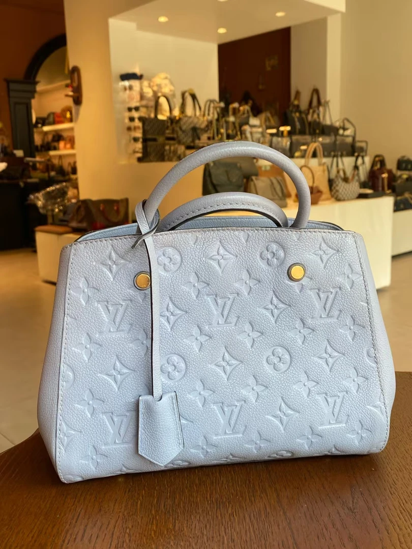 99新 LouisVuitton/路易威登 全皮奶蓝蒙田bb14手提包
