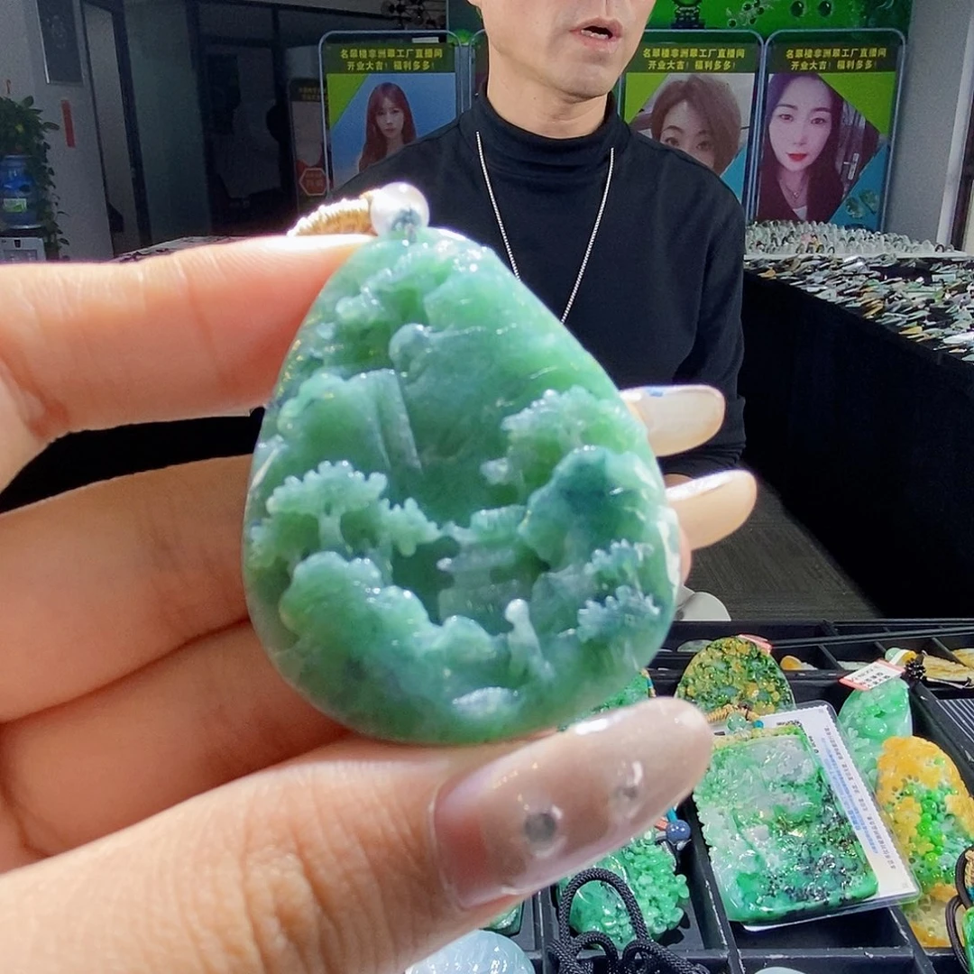 颈饰未镶嵌翡翠翡翠