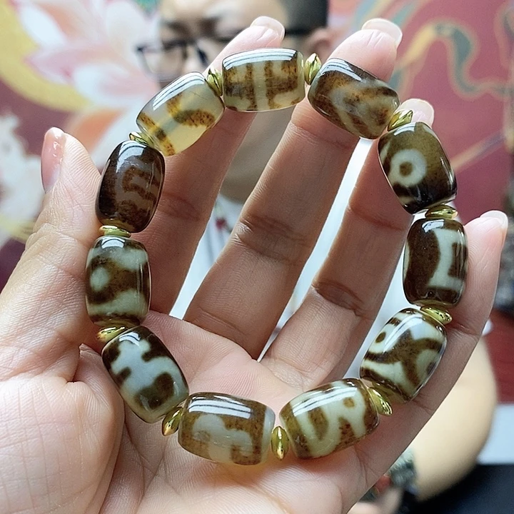 玛瑙/玉髓颈饰合金